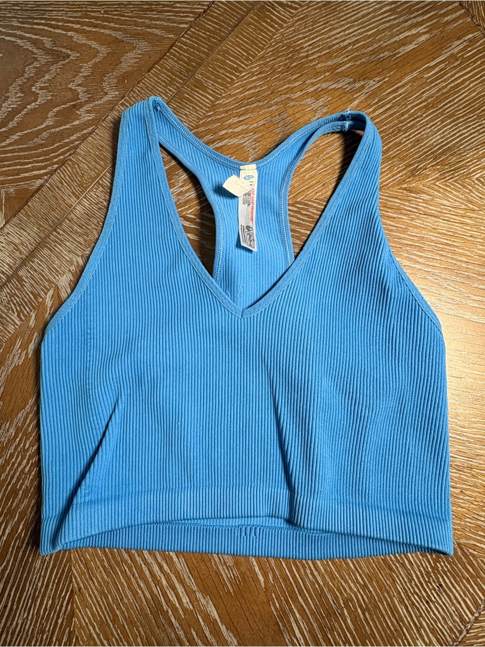 SOLD Free People FP Movement Throw
Tank Bundle Of 4 Size M/L A169 - Picture 4 of 9